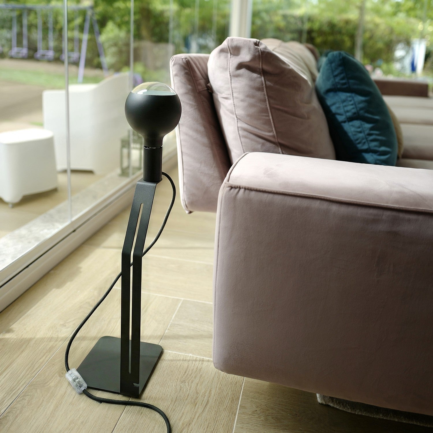 Koso Lucia - Lampada da tavolo con spina UK - Nero