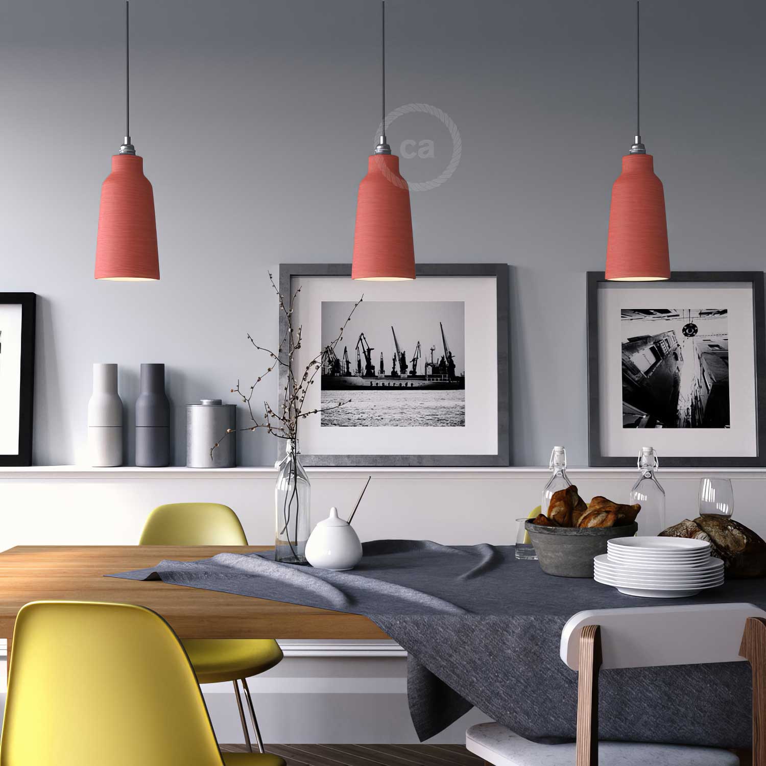 Lampada a sospensione completa di cavo tessile, paralume Bottiglia in ceramica e finiture in metallo - Corallo striato