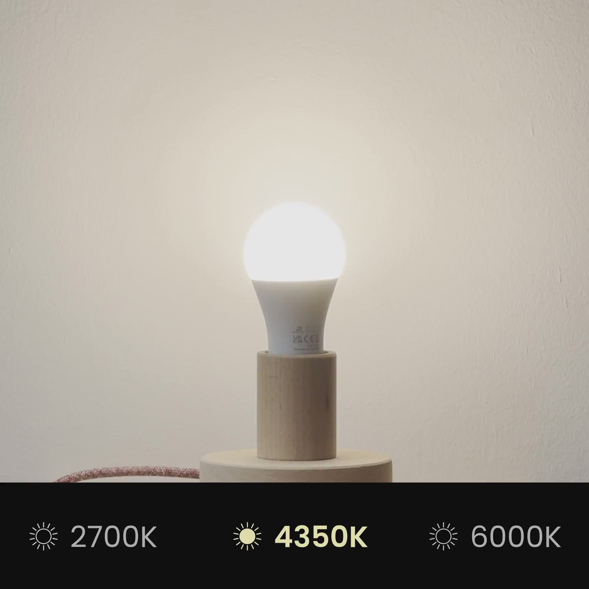 Načíst video: Stínidlo Impero M z látky pro stolní lampu nebo nástěnnou lampu s paticí E27 - Vyrobeno v Itálii - Vlna humrová