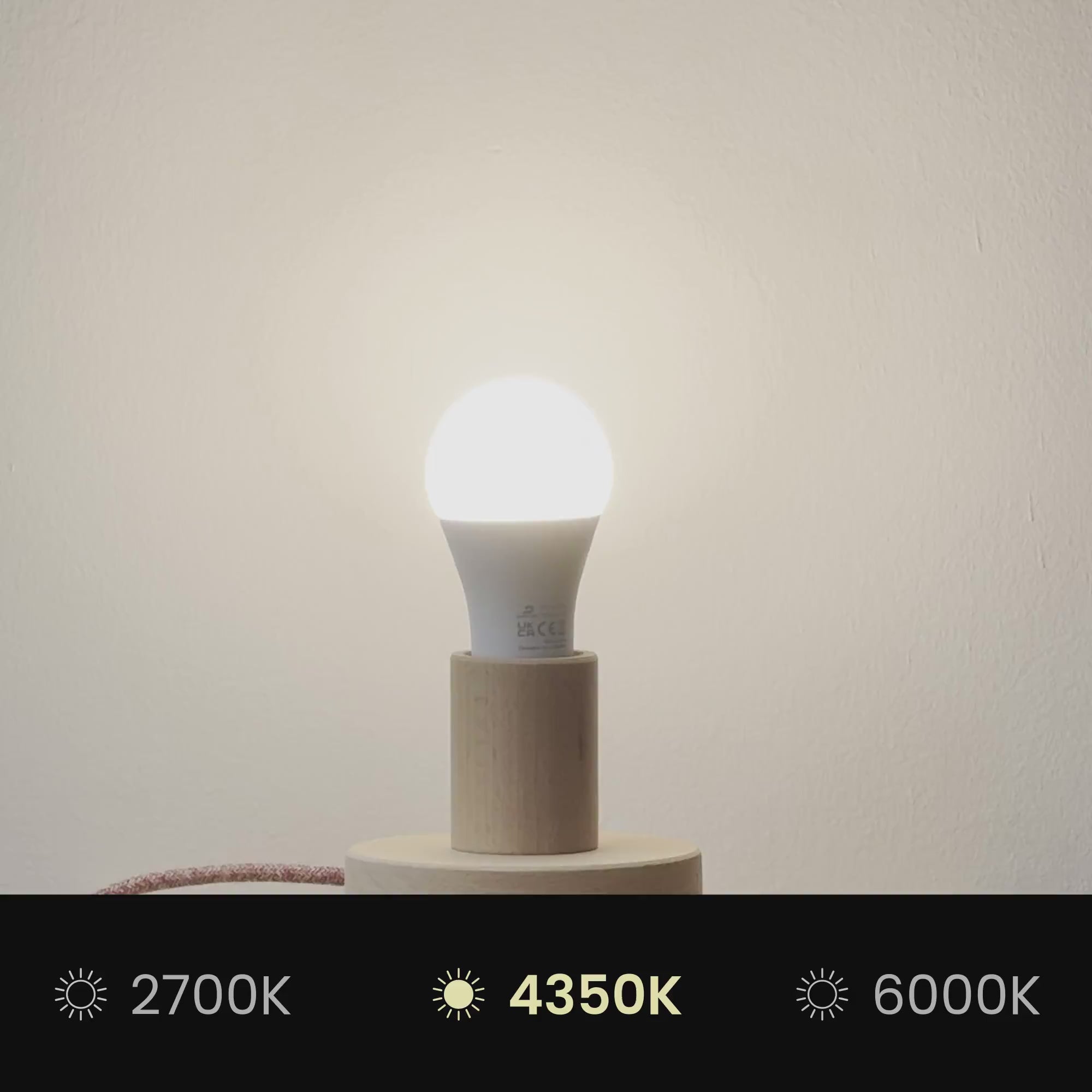 Načíst video: Stínidlo Impero M z textilu pro stolní lampu nebo nástěnnou lampu s paticí E27 - Vyrobeno v Itálii - Tmavě šedá vlna