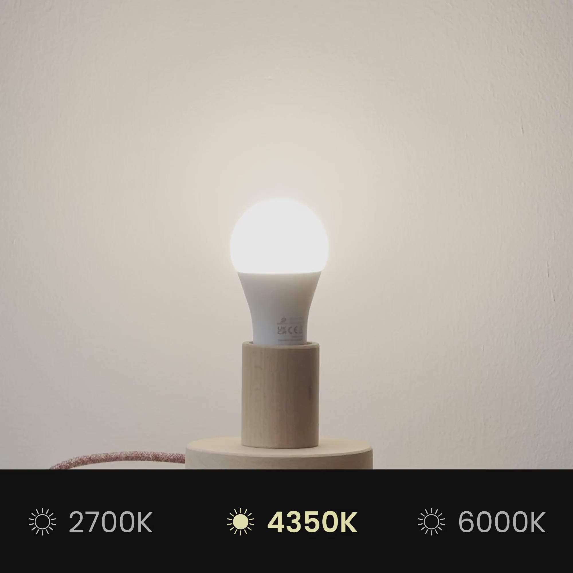 Načíst video: Stínidlo Impero s paticí E27 pro stolní lampu nebo nástěnné svítidlo - Vyrobeno v Itálii - Světlá juta